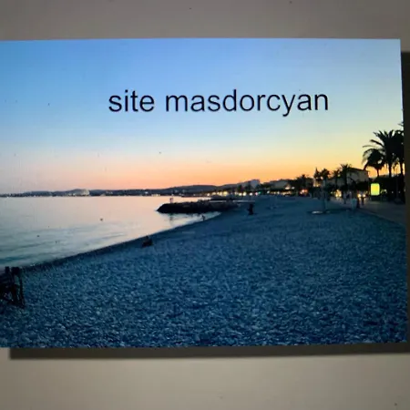 Manai Plage Site Masdorcyan * Cagnes-sur-Mer